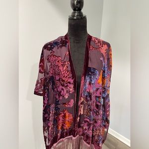 Francesca’s boho style cover scarf top bohemian purple floral pattern